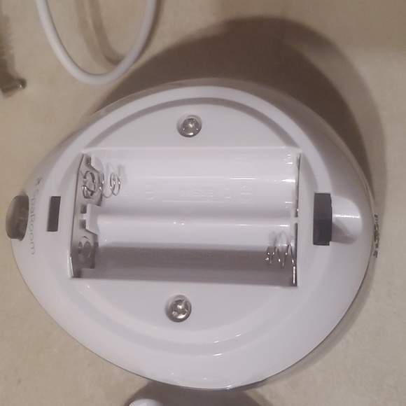 Mini Desktop Oil Diffuser NWOT - Picture 3 of 4